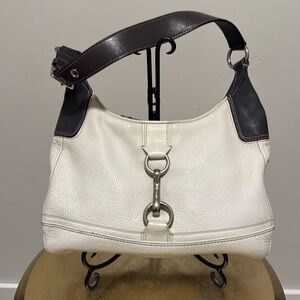💖Navy & Cream Vintage Coach Bag💖